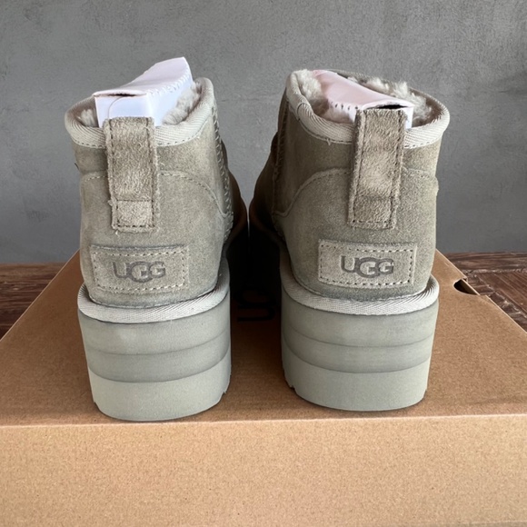 UGG CLASSIC ULTRA MINI PLATFORM MOSS GREEN BRAND NEW + PAPER SHOPPING BAGN ZS 7 - Picture 6 of 14